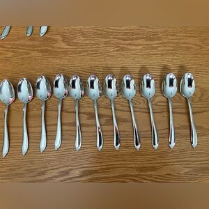 Oneida Shasta Flatware 11 Teaspoons Oneidacraft Deluxe Stainless